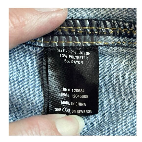 Hot Topic Light Wash Indigo Blue Denim Jacket Men’s Size XL - Picture 6 of 8